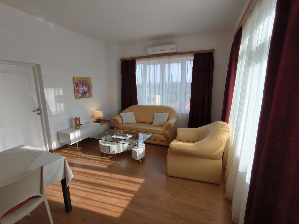 Apartments Kimm Poreč Exterior foto
